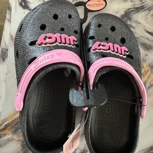 Juicy Couture Kids Glitter Clogs - Sparkly Black and Pink